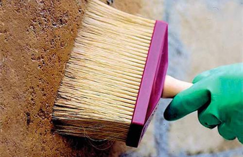 Нужно ли грунтовать стены перед покраской акриловой краской. Какие виды поверхностей подлежат обработке