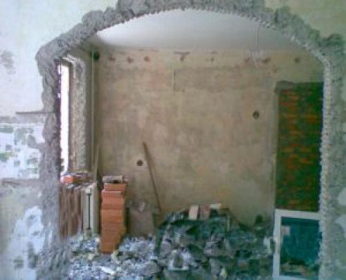 Как отремонтировать старый дом своими руками. Этапы ремонтных работ 17