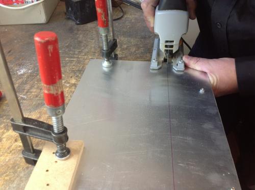 Чем обезжирить металл перед покраской в домашних условиях. Способы обезжиривания металла перед покрасочными работами