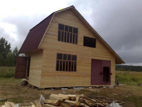 Чем обработать вагонку снаружи. Что нужно знать о покраске вагонки