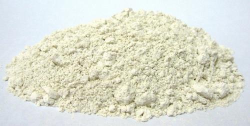 Нанесение грунтовки перед покраской деревянного забора. Чем красить забор из профнастила или других металлоконструкций 12 Нанесение грунтовки перед покраской деревянного забора. Чем красить забор из профнастила или других металлоконструкций 12