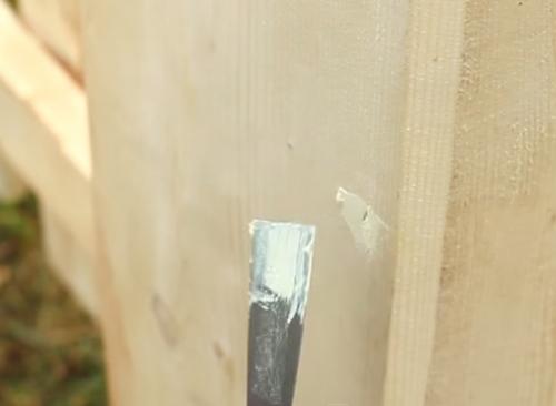 Как обновить старый деревянный забор. Как обновить деревянный забор