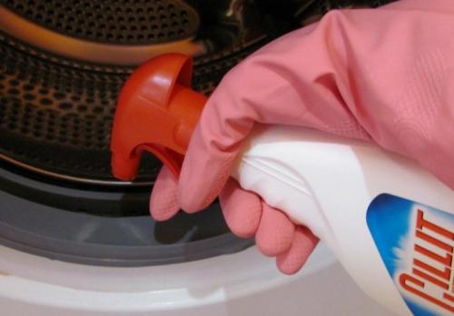 Чистка стиральной машины от плесени: очень простой и быстрый способ. Как избавиться от плесени