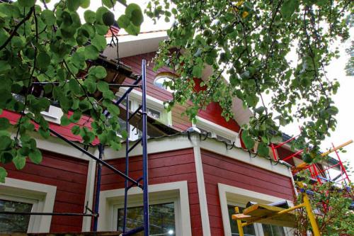 Краски для внутренней покраски деревянного дома. Список необходимого при разных вариантах покраски деревянного дома 11 Краски для внутренней покраски деревянного дома. Список необходимого при разных вариантах покраски деревянного дома 11