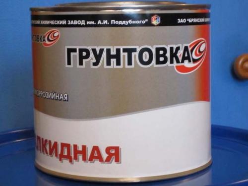 Обработка полов грунтовкой перед покраской. Разновидности грунтовок по составу и области применения 04 Обработка полов грунтовкой перед покраской. Разновидности грунтовок по составу и области применения 04