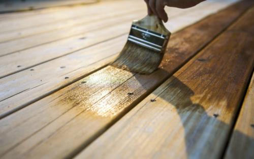 Декоративная покраска деревянных изделий. Покраска дерева: инструкция и методы