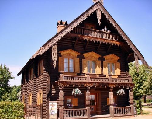 Виды построек домов. Архитектурные стили домов и их особенности