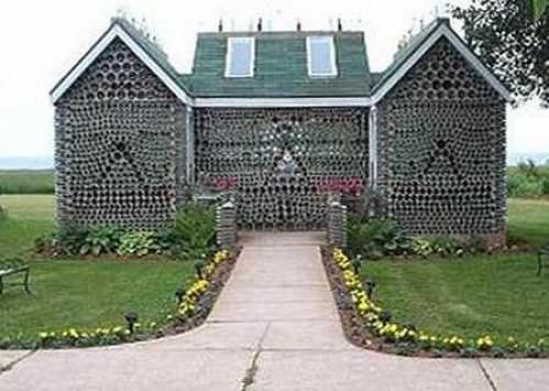 Строительство из стеклянных бутылок. Стены из бутылок