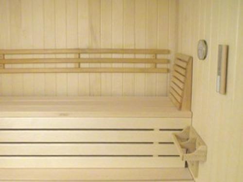 Вагонка в бане /, как делать нельзя. Виды древесины для изготовления отделки для бани