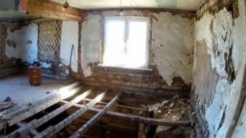 Как поднять дом своими руками. Как поднять дом на домкратах для замены фундамента 05 Как поднять дом своими руками. Как поднять дом на домкратах для замены фундамента 05