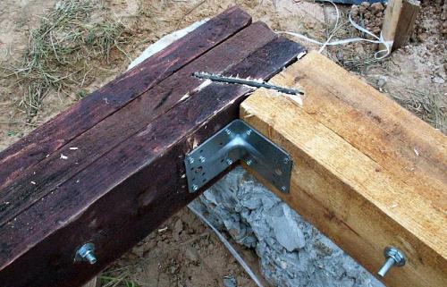 Как соединить две деревянные балки. 11 лучших способов соединения бруса между собой в углах и по длине