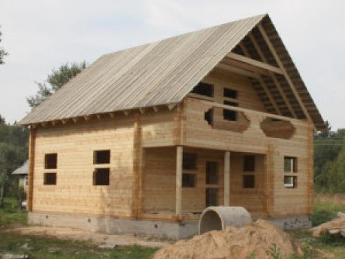 Сколько времени дает усадку дом из бруса. Можно ли избежать усадки?